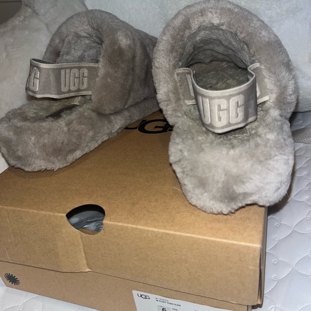Uggs Fluff Yeah Slide - image 2